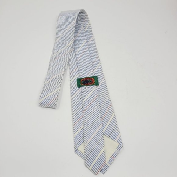 Boston Traders | Summer Seersucker Striped Tie - Picture 4 of 8